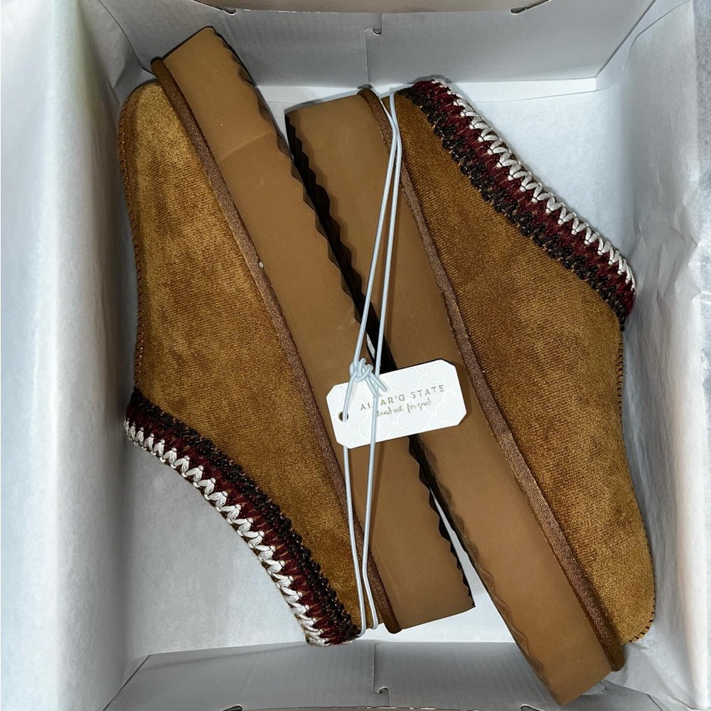 Altar'd State Uggs Slip ons